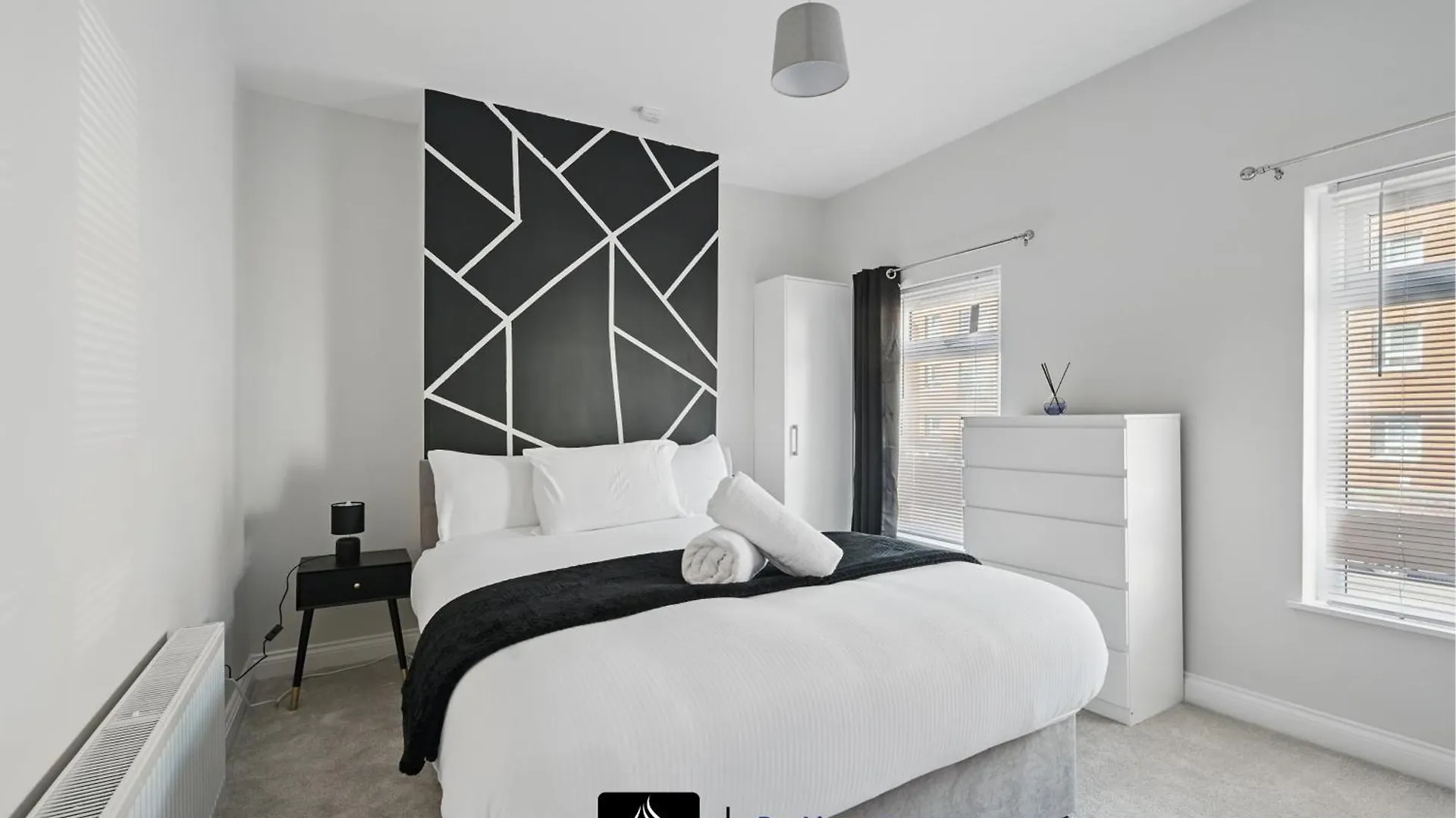 Casa vacanze 2 Bed House By Boyeilles Apartments Short Lets & Serviced Accommodation Belfast With Pool Table & Free Parking